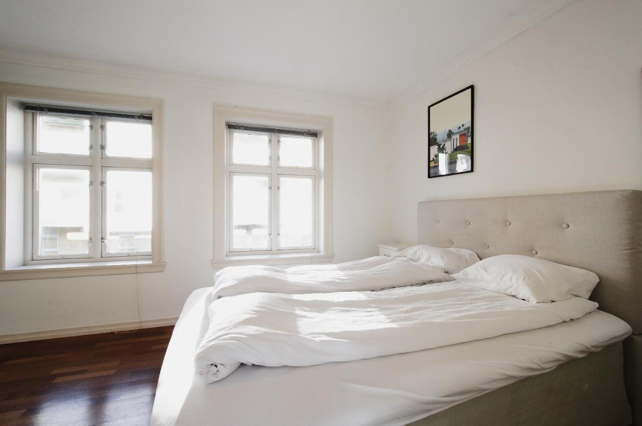 Spacious Penthouse With Grand Terrace Bergen Exterior foto